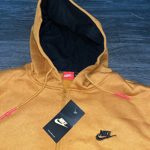🔥🔥🔥2023 Model Joggers🔥🔥🔥 - Picture 3 of 3